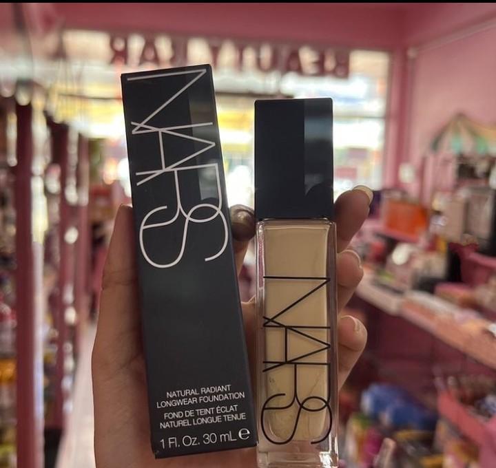 Foundations & Concealers